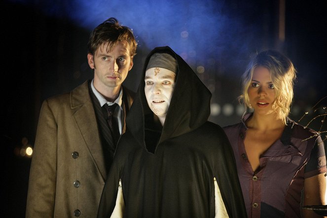 Doctor Who - New Earth - Photos - David Tennant, Sean Gallagher, Billie Piper