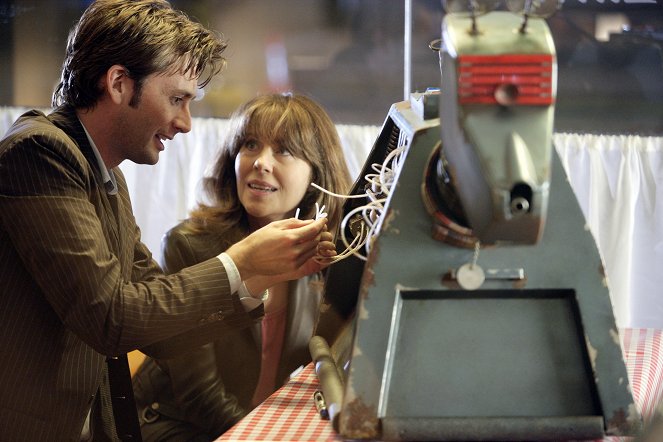 Doktor Who - Zjazd absolwentów - Z filmu - David Tennant, Elisabeth Sladen