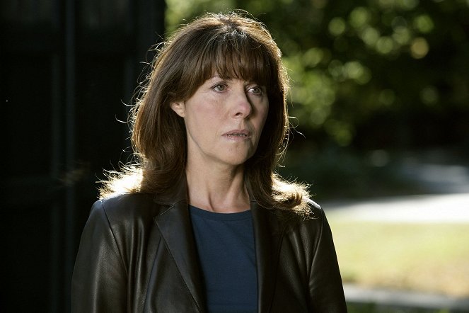 Doktor Who - Zjazd absolwentów - Z filmu - Elisabeth Sladen