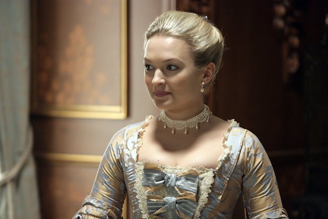 Doctor Who - The Girl in the Fireplace - Photos - Sophia Myles