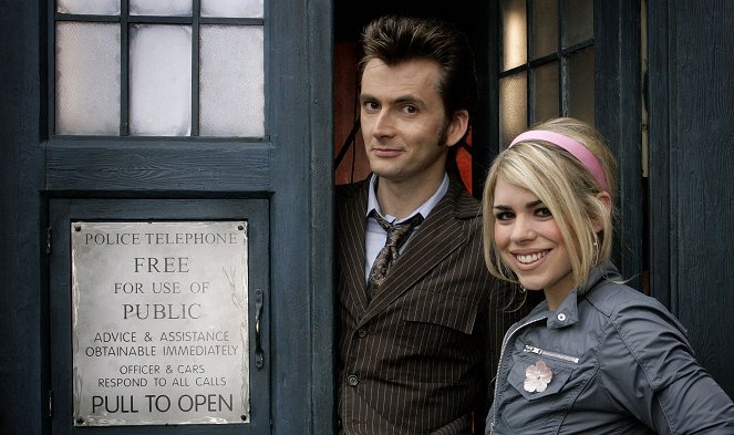 Doctor Who - L'Hystérique de l'étrange lucarne - Promo - David Tennant, Billie Piper