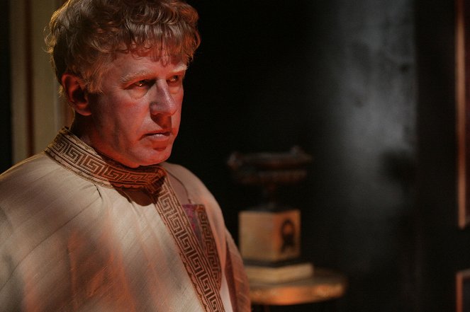 Doctor Who - Season 4 - The Fires of Pompeii - Photos - Phil Davis