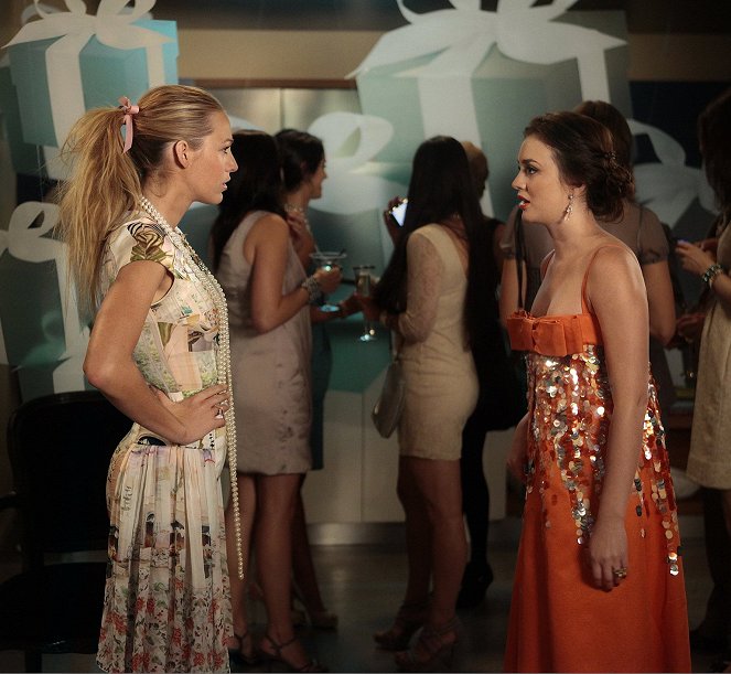 Gossip Girl - Season 5 - All the Pretty Sources - Photos - Blake Lively, Leighton Meester
