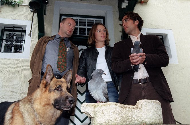 Rex, chien flic - Meurtre dans un pigeonnier - Film - Rhett Butler le chien, Martin Weinek, Elke Winkens, Alexander Pschill