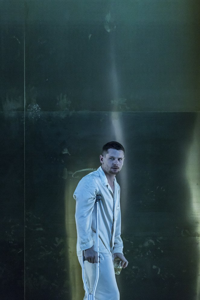 Cat on a Hot Tin Roof - Filmfotos - Jack O'Connell