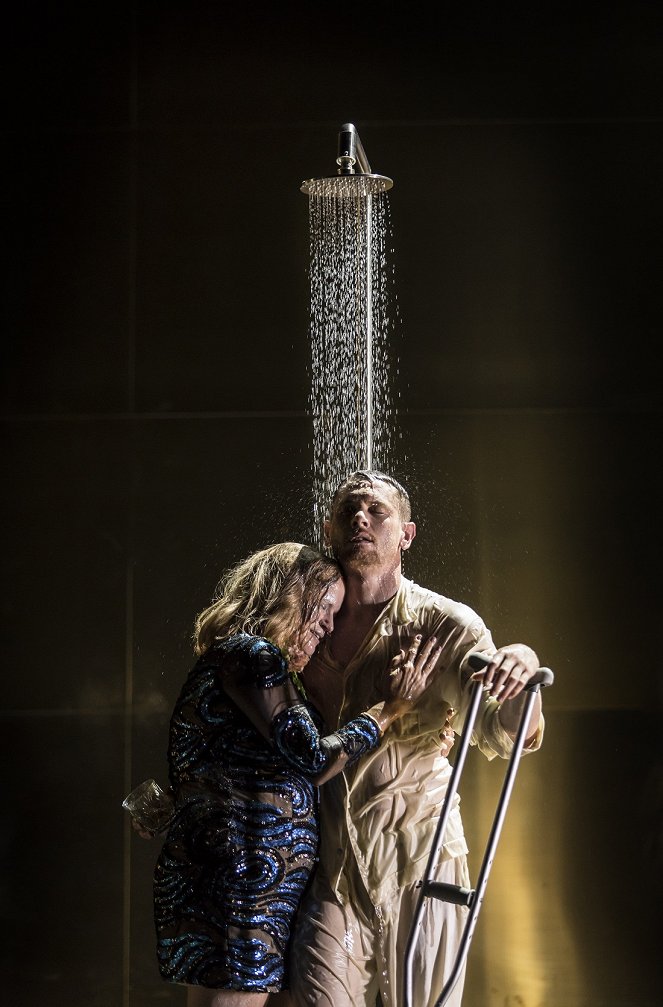Cat on a Hot Tin Roof - Photos - Jack O'Connell