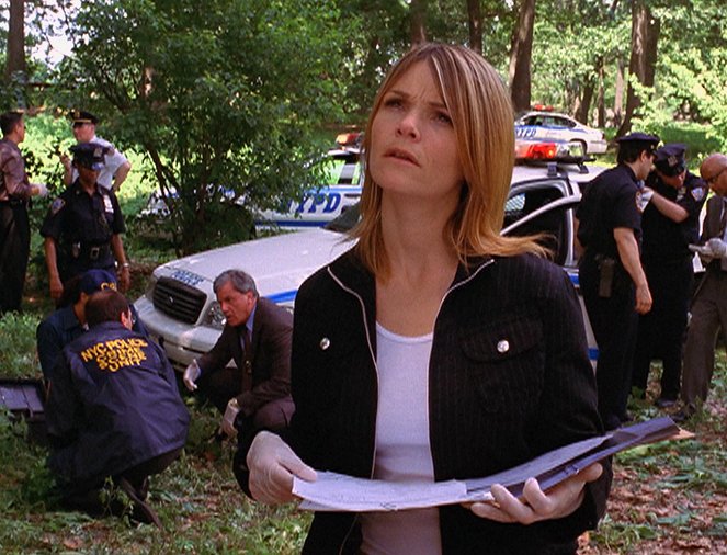 Law & Order: Criminal Intent - Season 5 - Prisoner - Van film - Kathryn Erbe