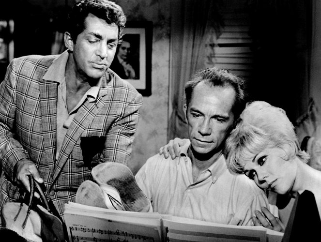 Líbej mne, hlupáčku - Z filmu - Dean Martin, Ray Walston, Kim Novak