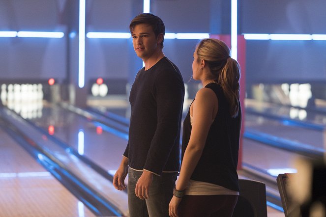 Beyond - Bowling - Film - Burkely Duffield