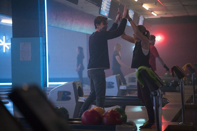 Beyond - Bowling - Film - Burkely Duffield, Eden Brolin