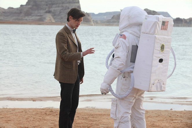 Doctor Who - The Impossible Astronaut - Photos - Matt Smith