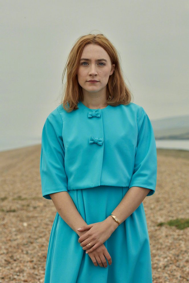 Na plaży Chesil - Promo - Saoirse Ronan