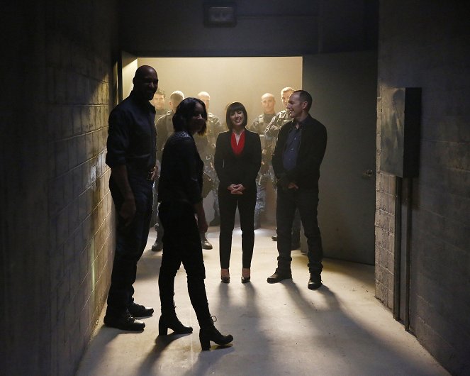Agents of S.H.I.E.L.D. - Season 3 - Devils You Know - Photos