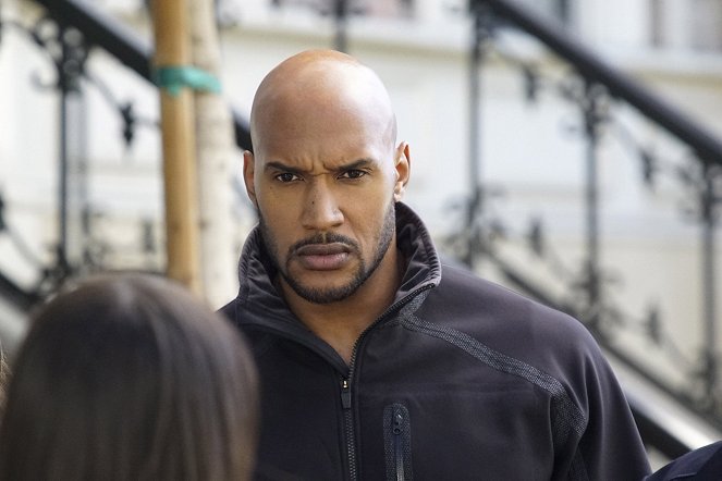Agents of S.H.I.E.L.D. - Season 3 - Devils You Know - Van film - Henry Simmons
