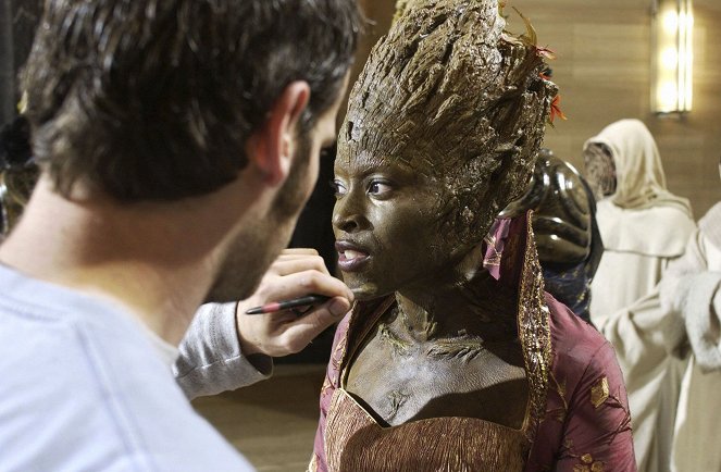 Doctor Who - The End of the World - De filmagens - Yasmin Bannerman