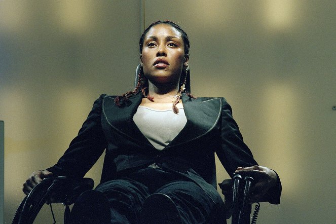 Doctor Who - The Long Game - Photos - Christine Adams
