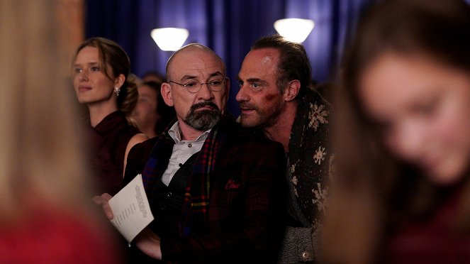 Happy! - The Scrapyard of Childish Things - Photos - Christopher Meloni