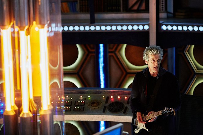 Doctor Who - The Girl Who Died - Photos - Peter Capaldi