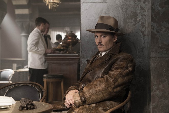 Morderstwo w Orient Expressie - Z filmu - Johnny Depp