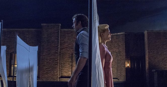 The Greatest Showman - Photos - Hugh Jackman, Michelle Williams