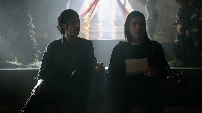 The Magicians - A Life In The Day - Van film - Hale Appleman, Jason Ralph