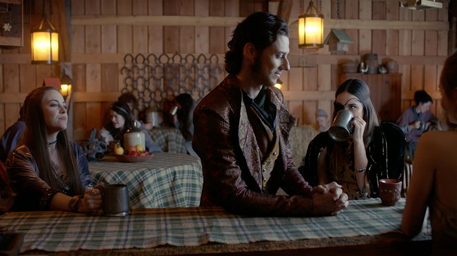 The Magicians - The Fillorian Candidate - De la película - Brittany Curran, Hale Appleman, Summer Bishil