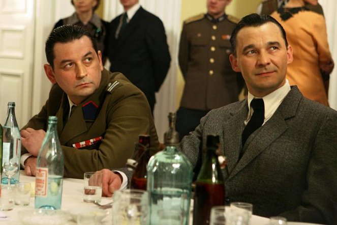 Generał Nil - De la película - Artur Dziurman
