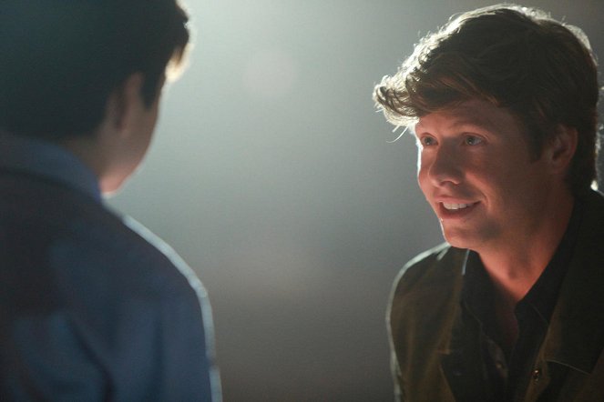 Champions - Pilot - Photos - Anders Holm