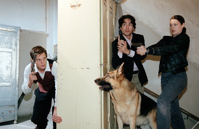 Rex, o cão polícia - Season 8 - Polizisten küsst man nicht - Do filme - pes Rhett Butler, Alexander Pschill, Elke Winkens