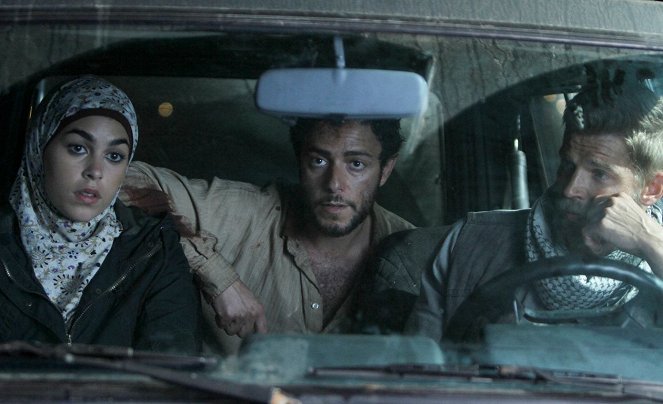 The Brave - Pilot - Van film - Natacha Karam, Hadi Tabbal, Mike Vogel