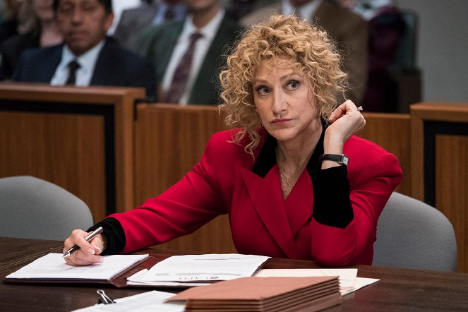 Law & Order: True Crime - Episode 3 - Z filmu - Edie Falco