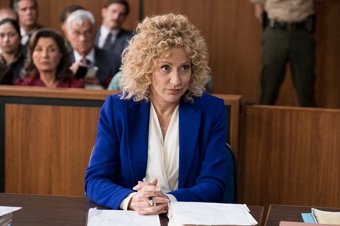 Law & Order: True Crime - Episode 5 - Van film - Edie Falco