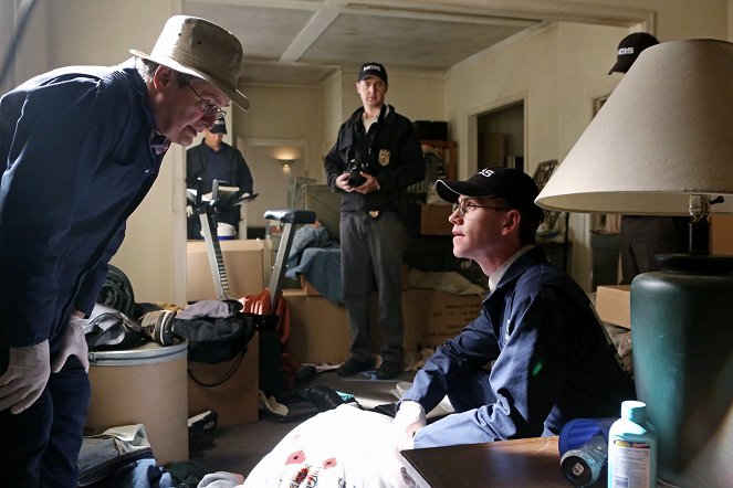 NCIS - Tengerészeti helyszínelők - Golyóálló - Filmfotók - David McCallum, Sean Murray, Brian Dietzen
