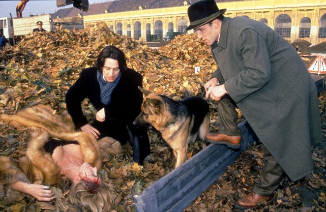 Rex felügyelő - Halál Schönbrunn-ban - Filmfotók - Tobias Moretti, Reginald von Ravenhorst a kutya, Karl Markovics