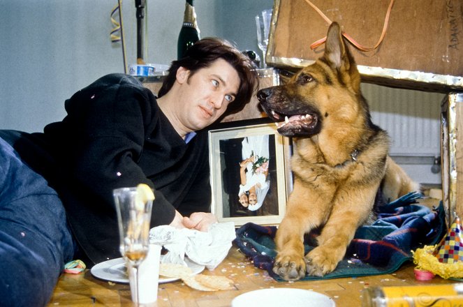 Rex, o cão polícia - Ein feines Haus - Do filme - Tobias Moretti, pes Reginald von Ravenhorst