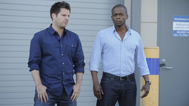 Psych - Season 6 - Indiana Shawn and the Temple of the Kinda Crappy, Rusty Old Dagger - Photos - James Roday Rodriguez, Dulé Hill