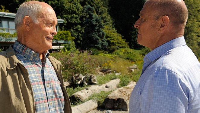 Psych - Stadt, Feind, Schuss - Filmfotos - Max Gail, Corbin Bernsen