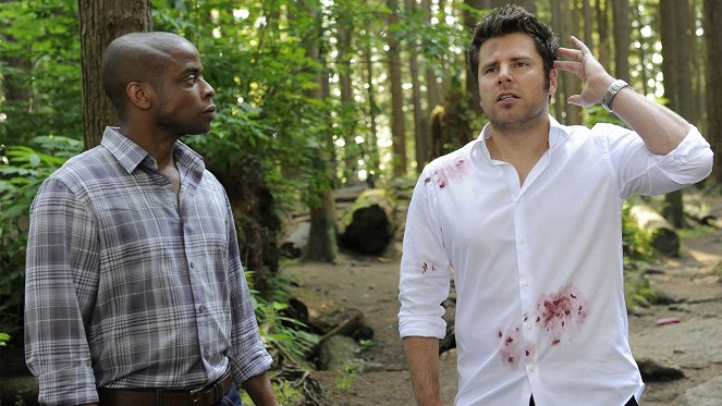 Psych - Right Turn or Left for Dead - Photos - Dulé Hill, James Roday Rodriguez