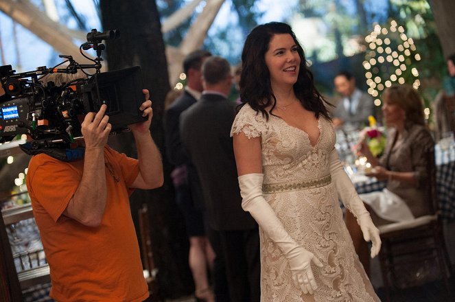 Parenthood - May God Bless and Keep You Always - Making of - Lauren Graham