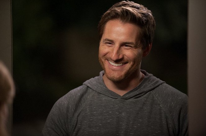 Parenthood - Season 6 - These Are the Times We Live In - De filmagens - Sam Jaeger