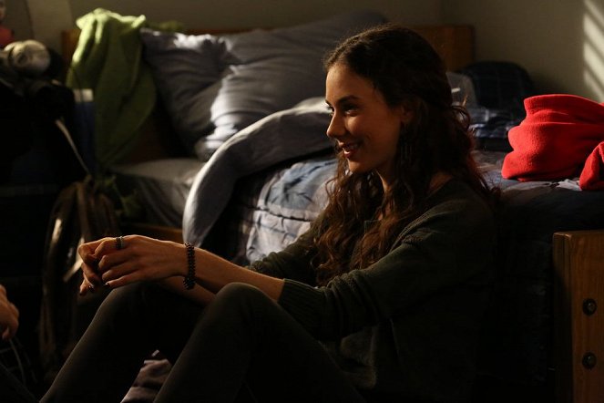 Parenthood - Season 5 - All That's Left Is the Hugging - Photos