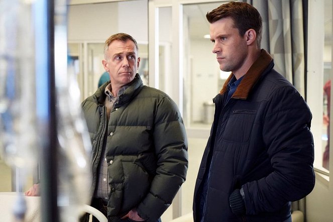 Chicago Fire - The One That Matters Most - Photos - David Eigenberg