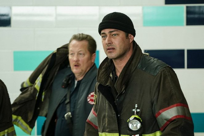 Chicago Fire - Put White on Me - Photos - Taylor Kinney