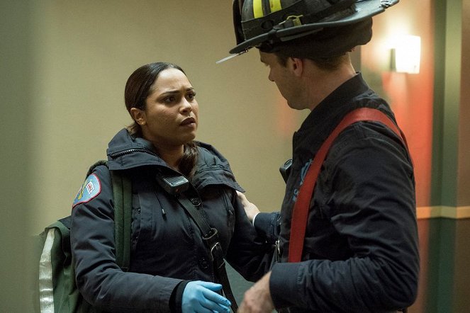 Chicago Fire - When They See Us Coming - Do filme - Monica Raymund
