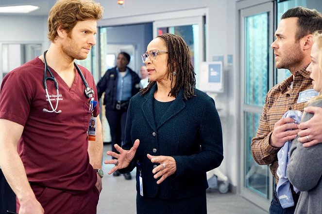 Chicago Med - Lock It Down - Photos