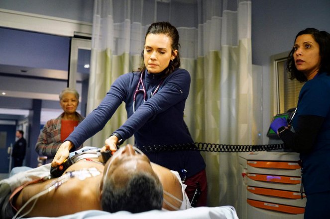 Chicago Med - Lock It Down - Photos