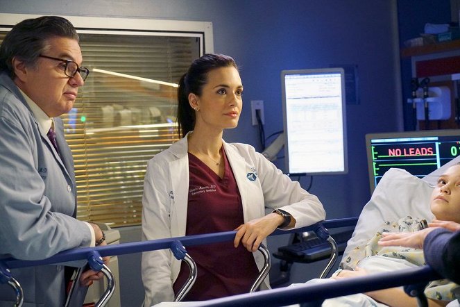 Chicago Med - An Inconvenient Truth - Photos