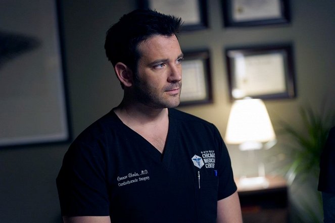 Chicago Med - An Inconvenient Truth - Photos
