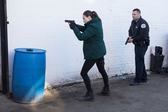 Chicago P.D. - Saved - Photos