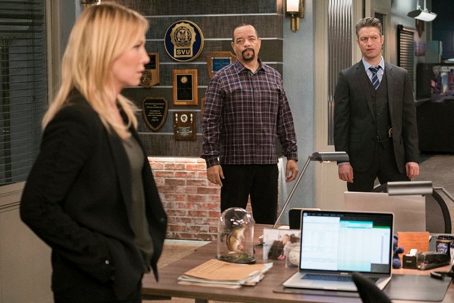 Law & Order: Special Victims Unit - Das Buch Esther - Filmfotos - Ice-T, Peter Scanavino